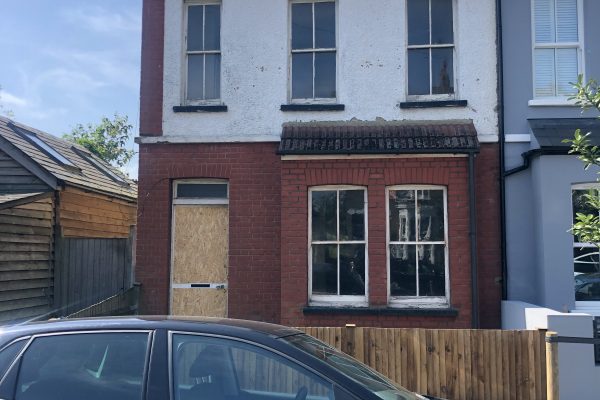 Unmodernised House for refurbishment